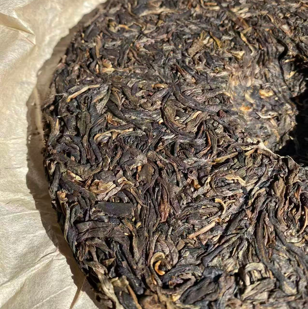aged sheng pu-erh tea cake from Yunnan